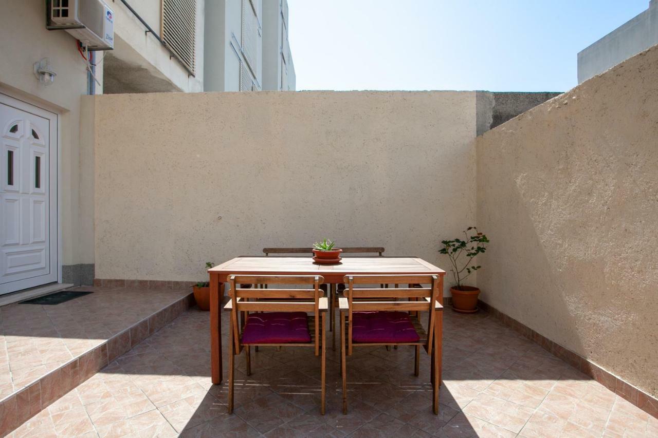 Ap Punta Next To Sandy Beach, Apartment With Garden Omis Ngoại thất bức ảnh