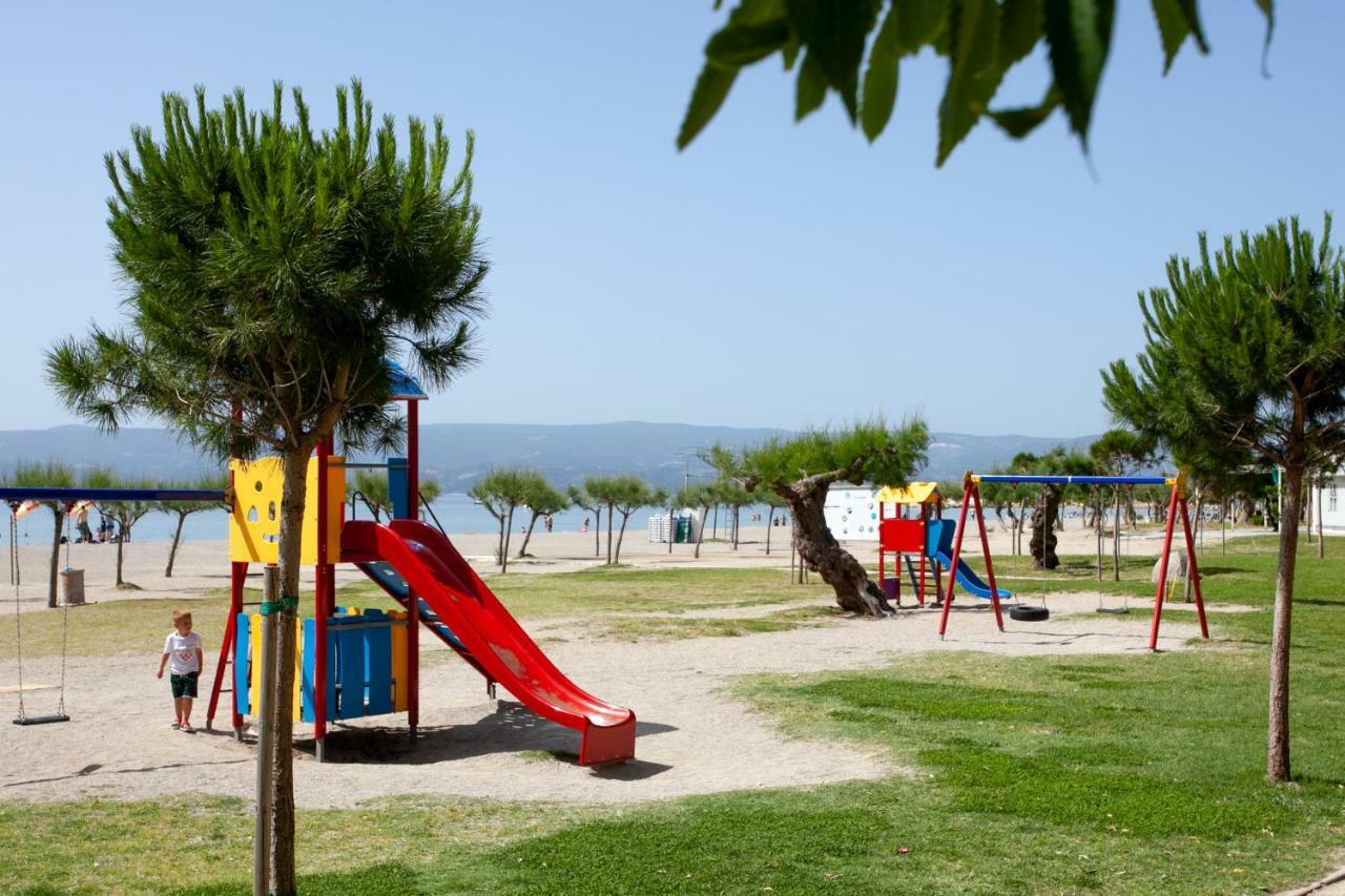 Ap Punta Next To Sandy Beach, Apartment With Garden Omis Ngoại thất bức ảnh